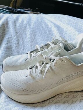 New Altra Experience Flow 2 Womens Running Shoes Size 9.5 US 7.5 UK 41 EUR SAND
